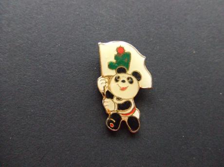 Pandabeer met vlag